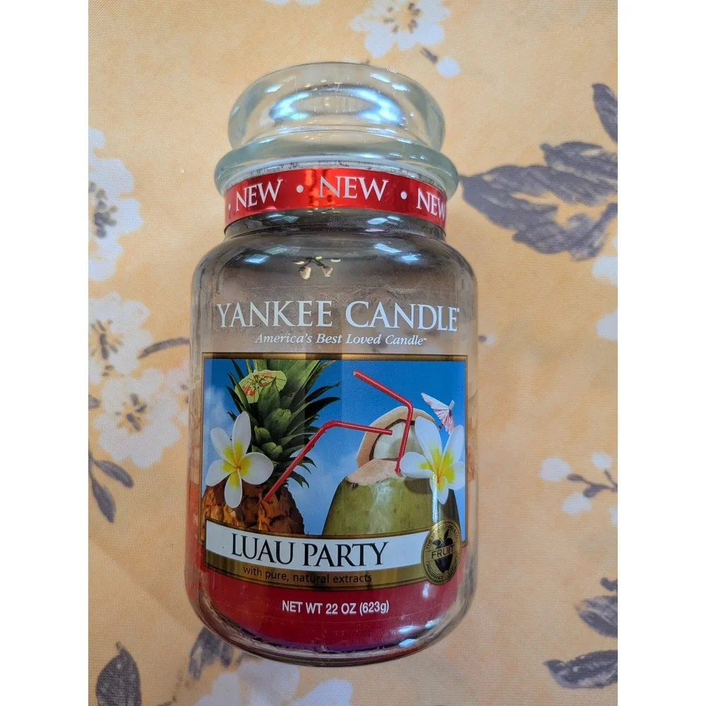 Yankee Candle Luau Party Large Jar - Retired Housewarmer Scent‎ - ~40% Full